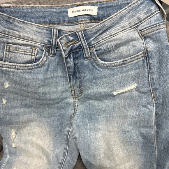 Flying Monkey jeans pre loved - Picture 2 of 3